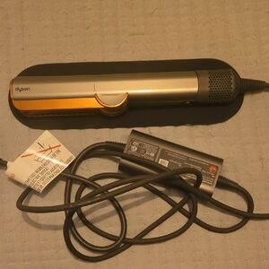 Dyson Gold and Gray Hair Straightening Brush